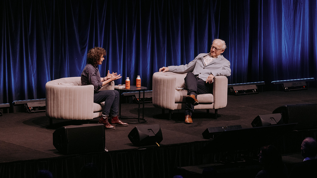 Image of Jaeanette Winterson and Toby Walsh sitting on stage